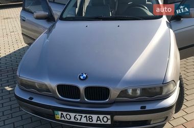 Седан BMW 5 Series 1998 в Хусте