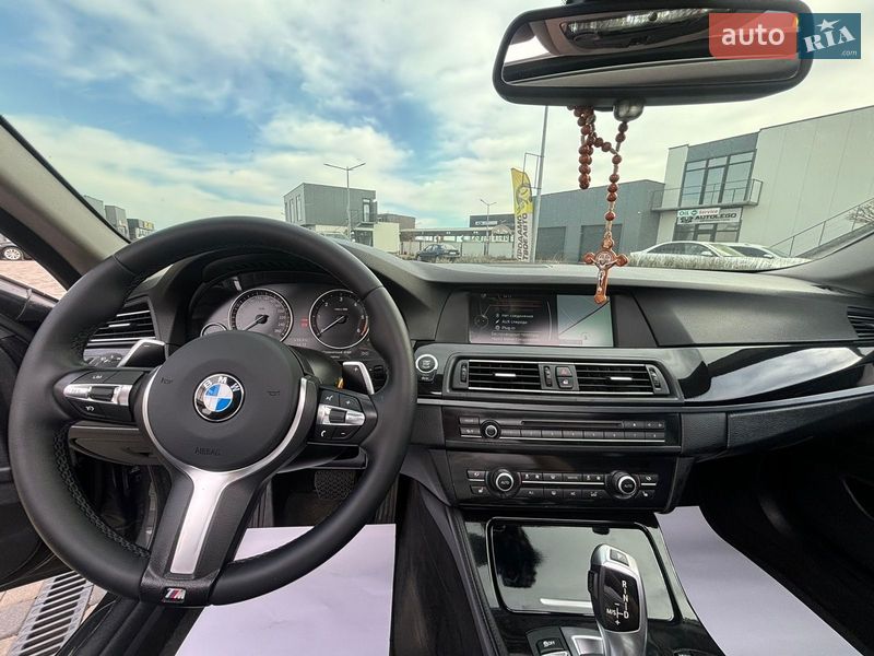 Седан BMW 5 Series 2013 в Ужгороде