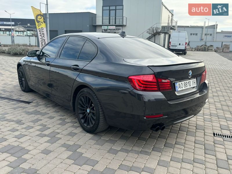 Седан BMW 5 Series 2013 в Ужгороде