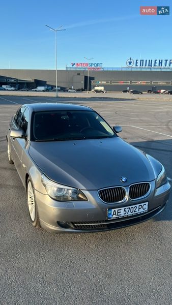 Седан BMW 5 Series 2007 в Днепре