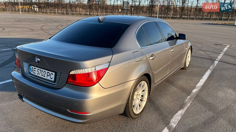 Седан BMW 5 Series 2007 в Днепре