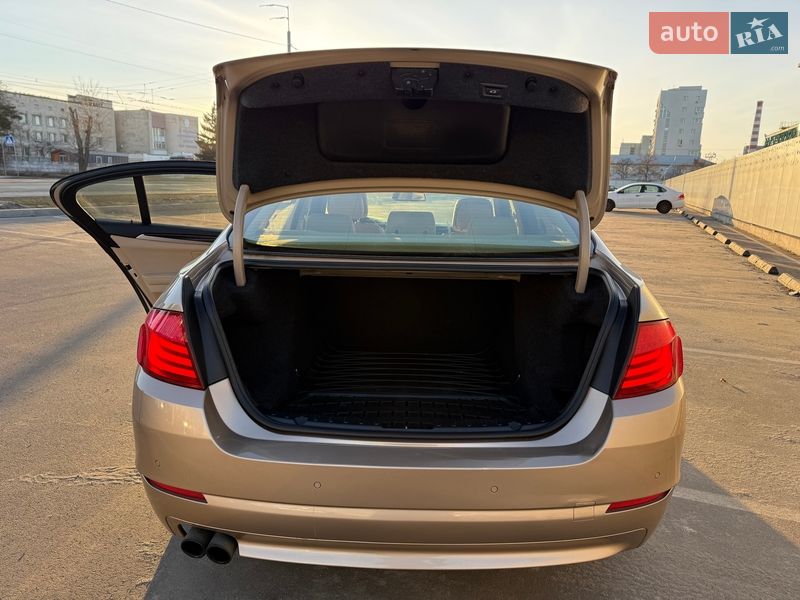 Седан BMW 5 Series 2011 в Киеве