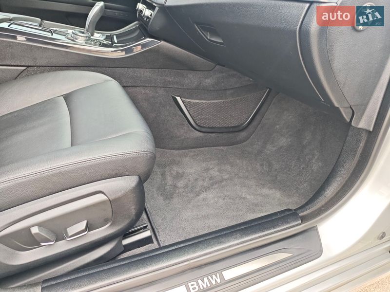 Седан BMW 5 Series 2014 в Кривому Розі