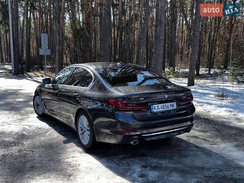 Седан BMW 5 Series 2017 в Киеве