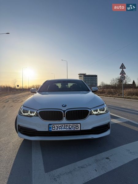 Седан BMW 5 Series 2019 в Хмельницком