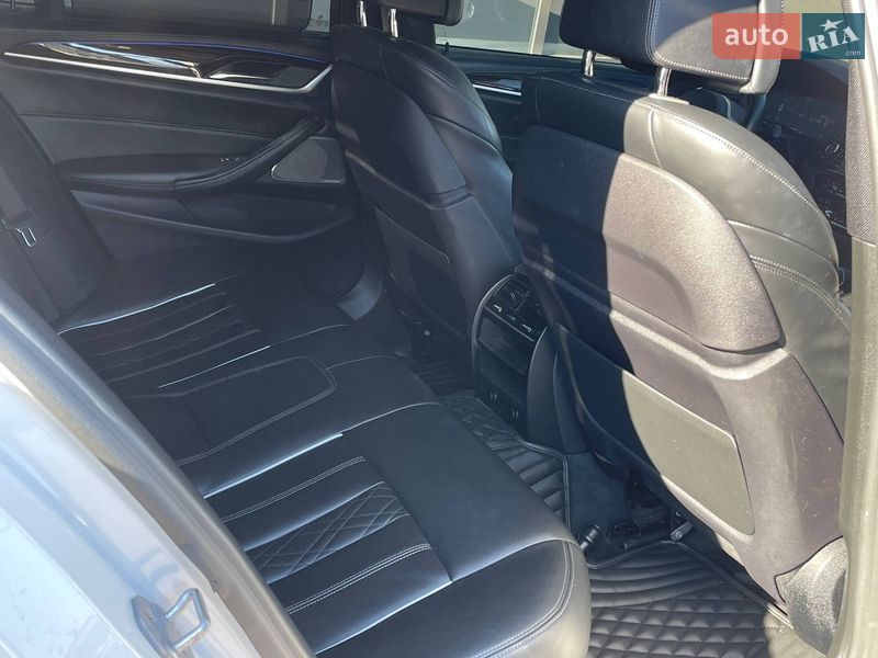 Седан BMW 5 Series 2018 в Киеве