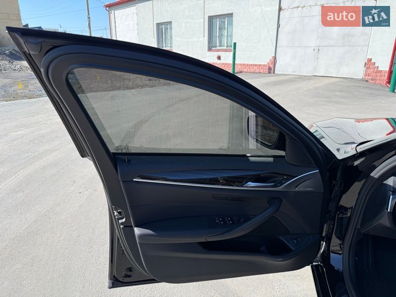 Седан BMW 5 Series 2020 в Тернополе