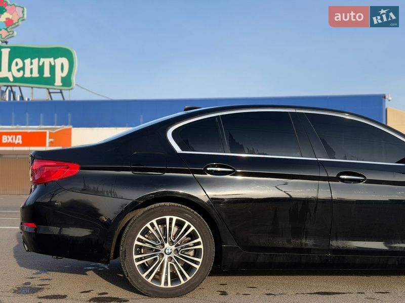 Седан BMW 5 Series 2017 в Луцке