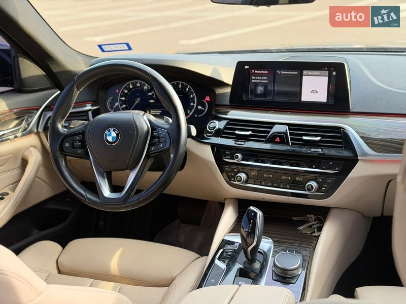 Седан BMW 5 Series 2017 в Луцке
