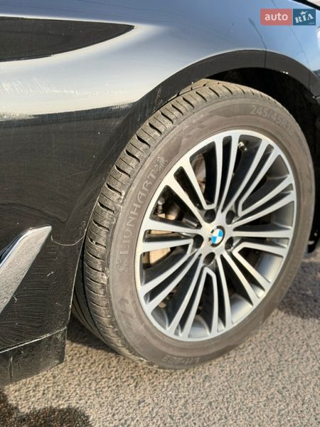 Седан BMW 5 Series 2017 в Луцке