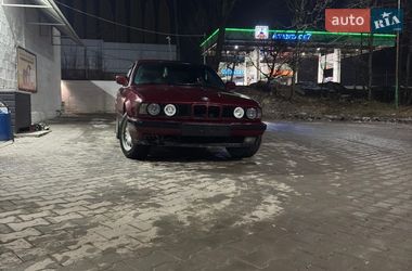 Седан BMW 5 Series 1991 в Черновцах