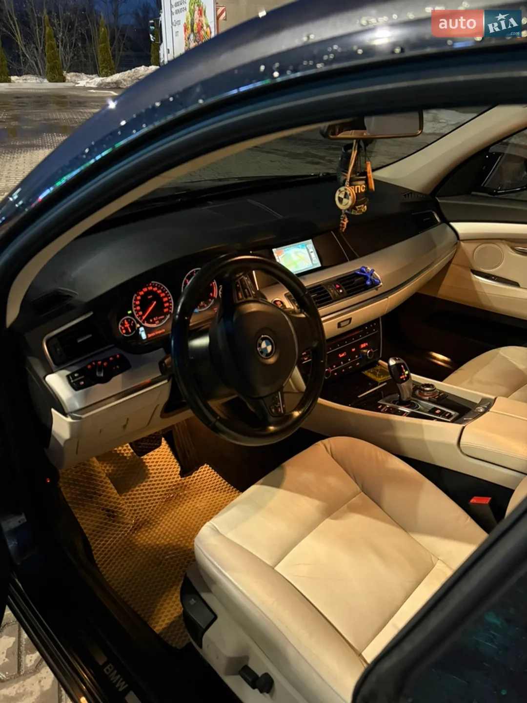 2013 BMW 5er - мініатюра 18