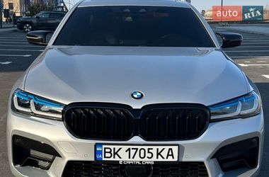 Седан BMW 5 Series 2019 в Ровно