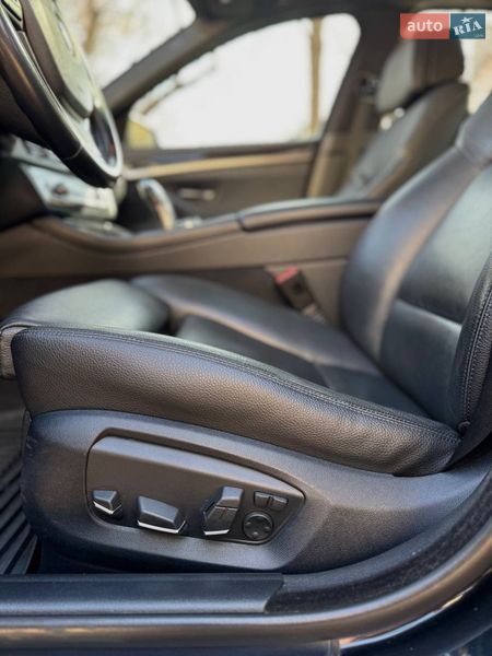 Седан BMW 5 Series 2016 в Калуше