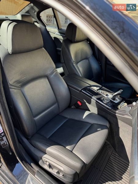 Седан BMW 5 Series 2016 в Калуше