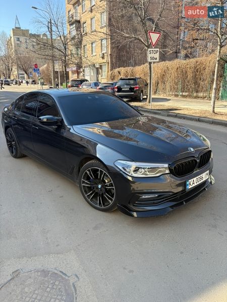 Седан BMW 5 Series 2018 в Киеве