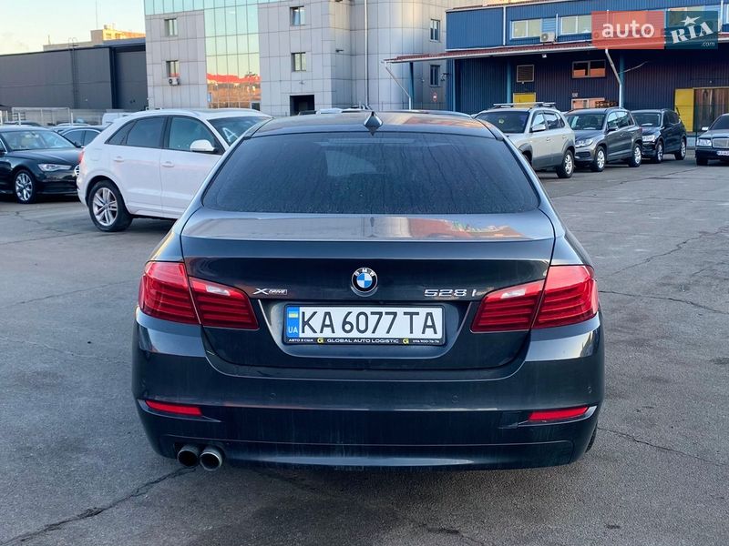 Седан BMW 5 Series 2014 в Киеве