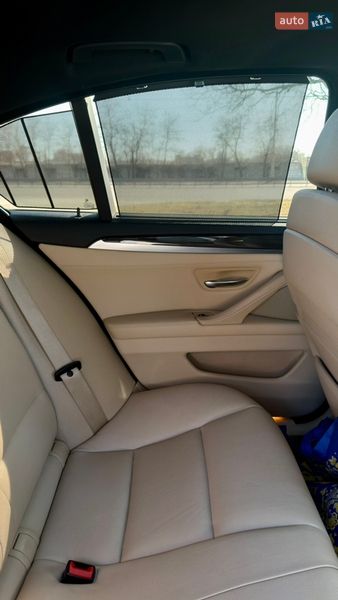 Седан BMW 5 Series 2013 в Днепре