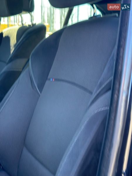 Седан BMW 5 Series 2012 в Первомайске