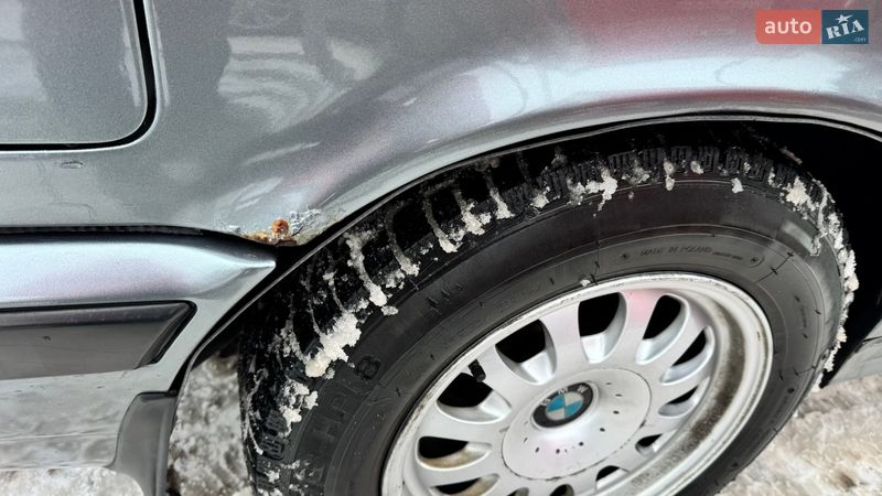 Седан BMW 5 Series 1991 в Киеве