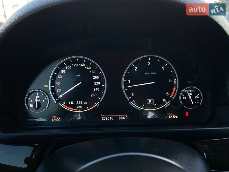 Седан BMW 5 Series 2015 в Черновцах