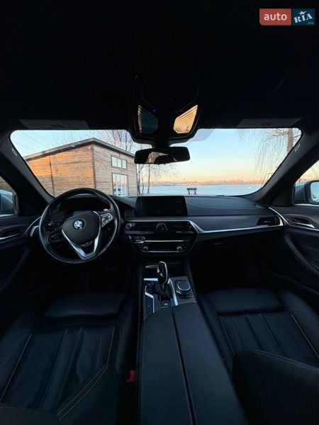 Седан BMW 5 Series 2019 в Киеве