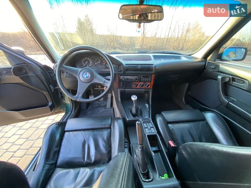 Седан BMW 5 Series 1990 в Хмельницькому