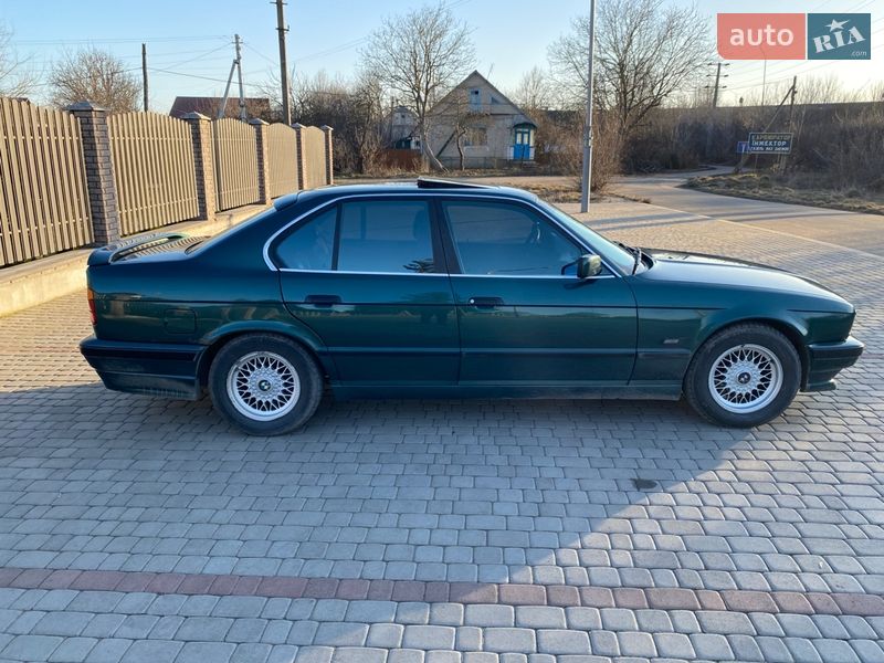 Седан BMW 5 Series 1990 в Хмельницькому