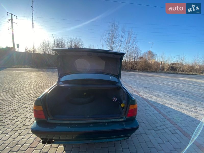 Седан BMW 5 Series 1990 в Хмельницькому