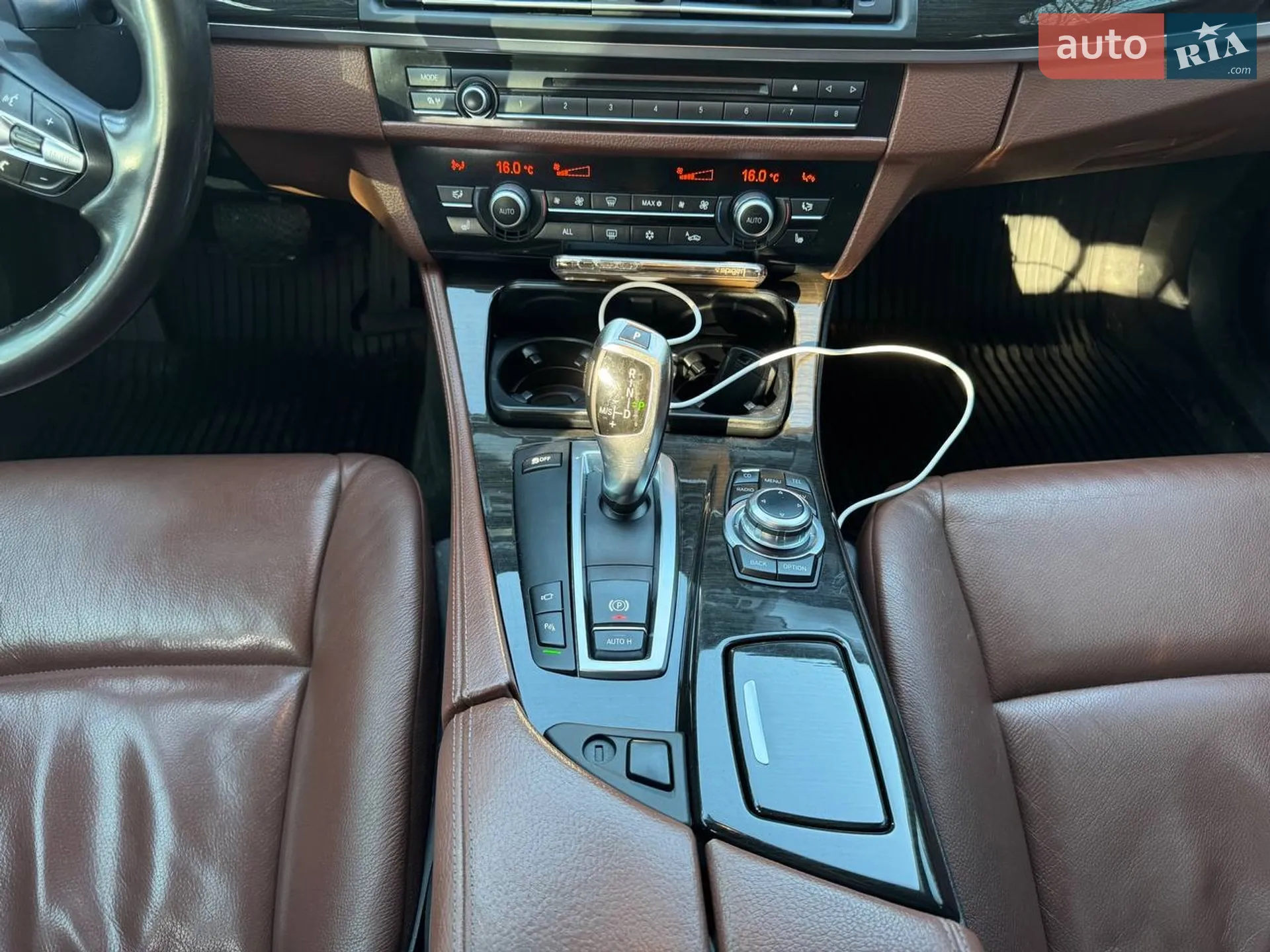 2011 BMW 5er - мініатюра 15