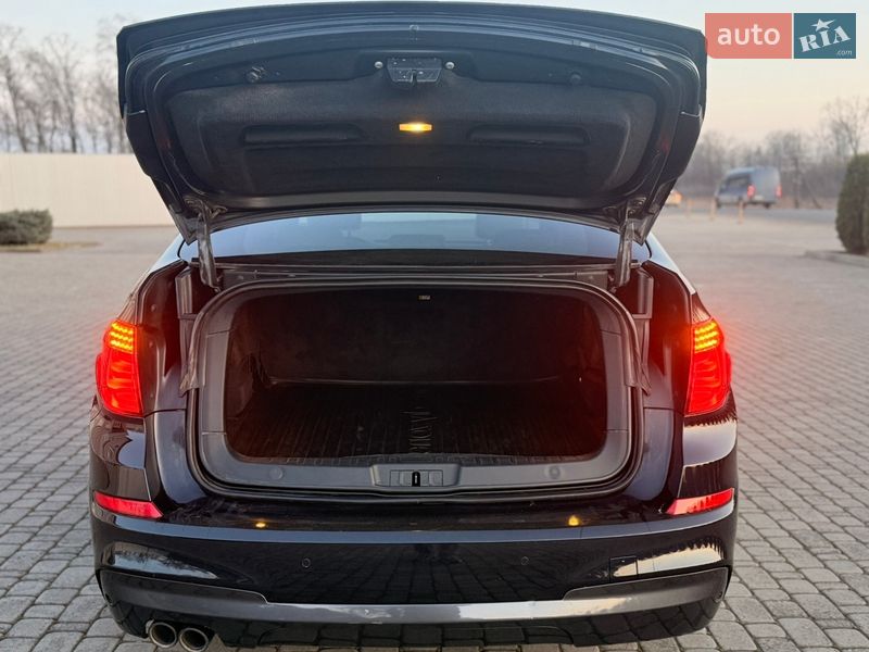 Лифтбек BMW 5 Series 2012 в Черновцах