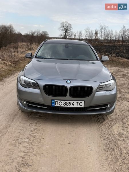 BMW 5 Series 2011