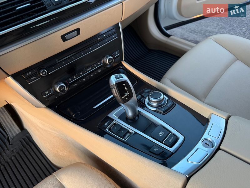 Седан BMW 5 Series 2017 в Киеве