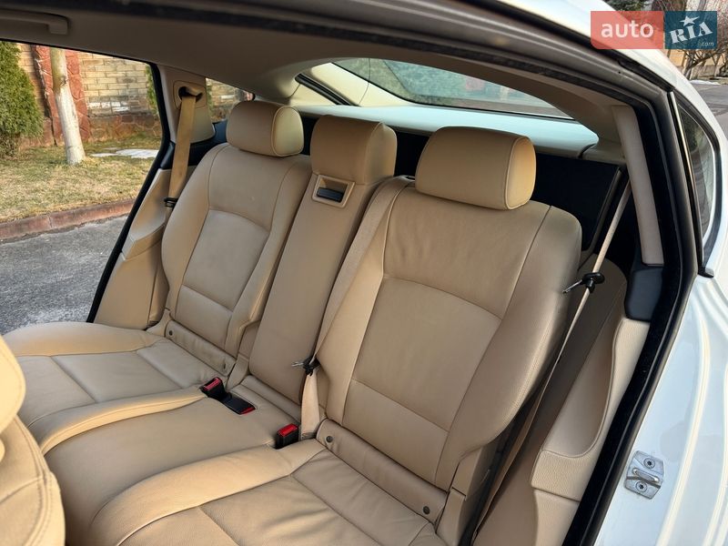 Седан BMW 5 Series 2017 в Киеве