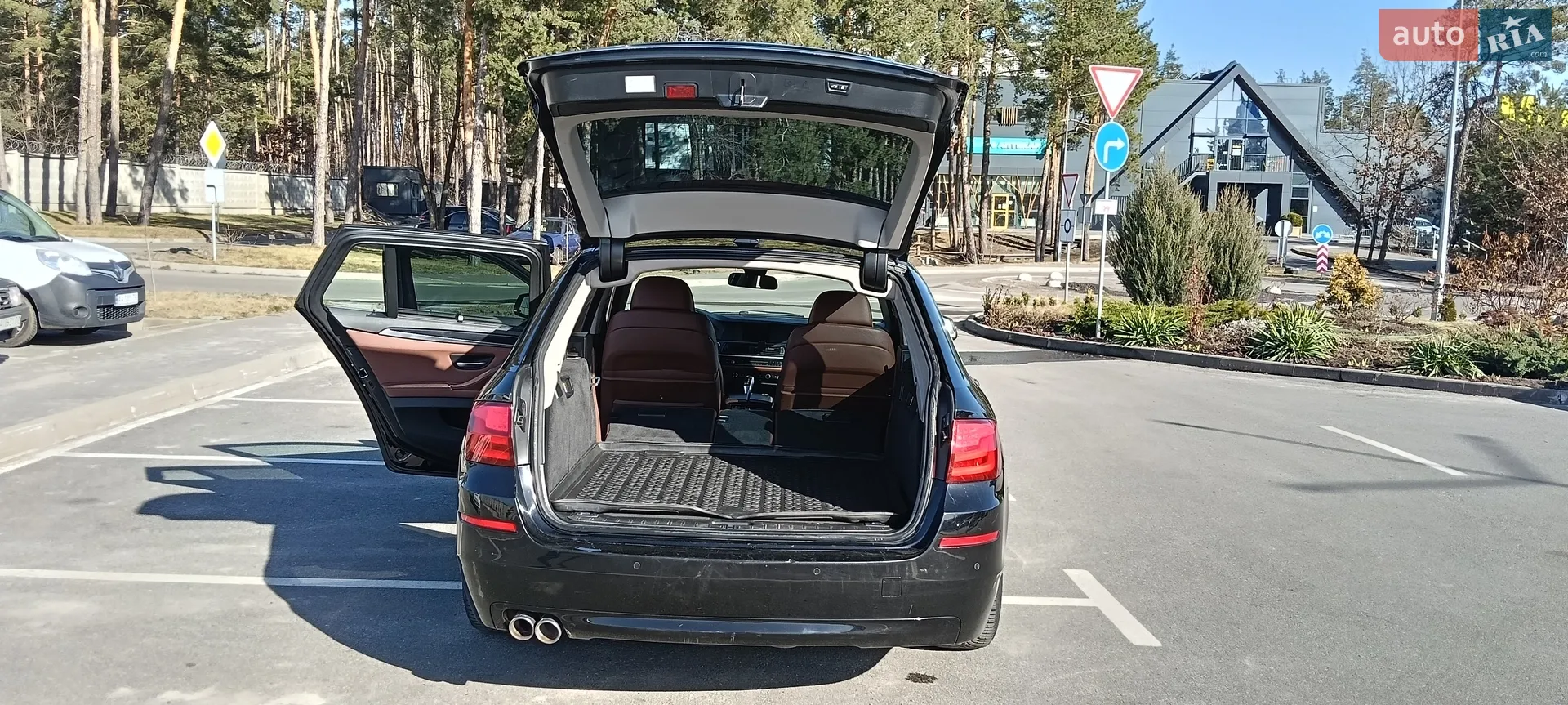 2013 BMW 5er - мініатюра 13