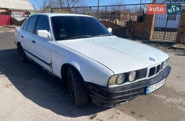 Седан BMW 5 Series 1991 в Ромнах