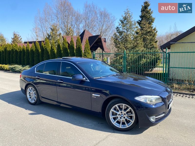 Седан BMW 5 Series 2011 в Стрые