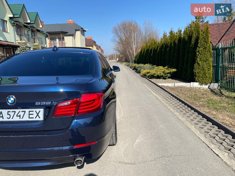 Седан BMW 5 Series 2011 в Стрые