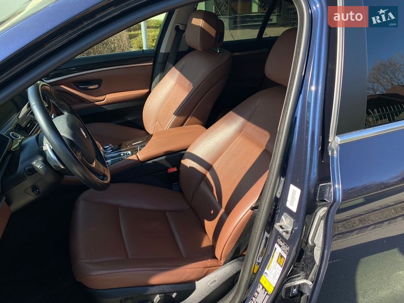Седан BMW 5 Series 2011 в Стрые