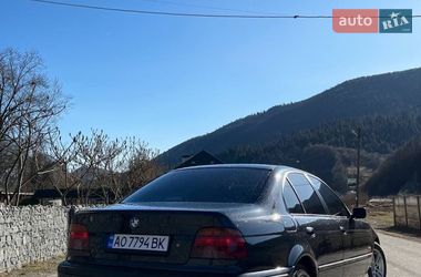 Седан BMW 5 Series 1998 в Міжгір'ї