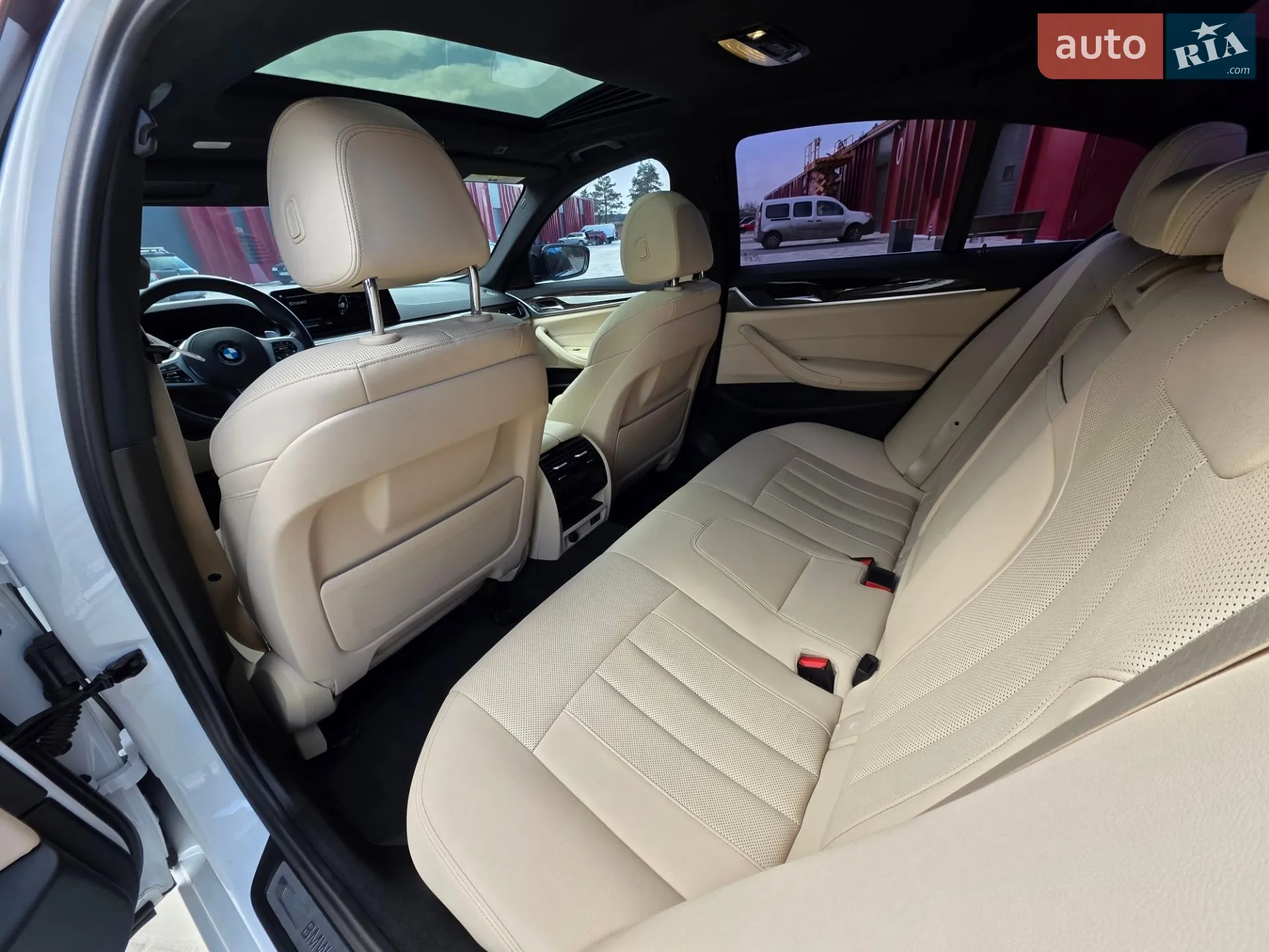 2022 BMW 5er - мініатюра 26