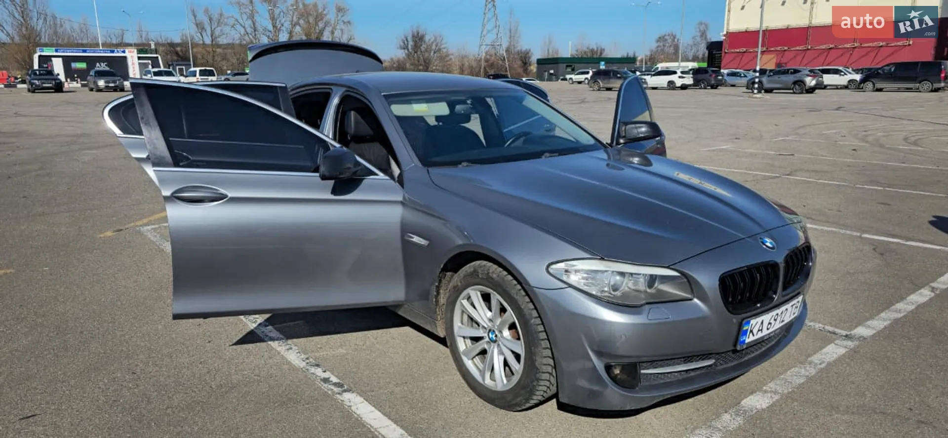 2010 BMW 5er - мініатюра 9