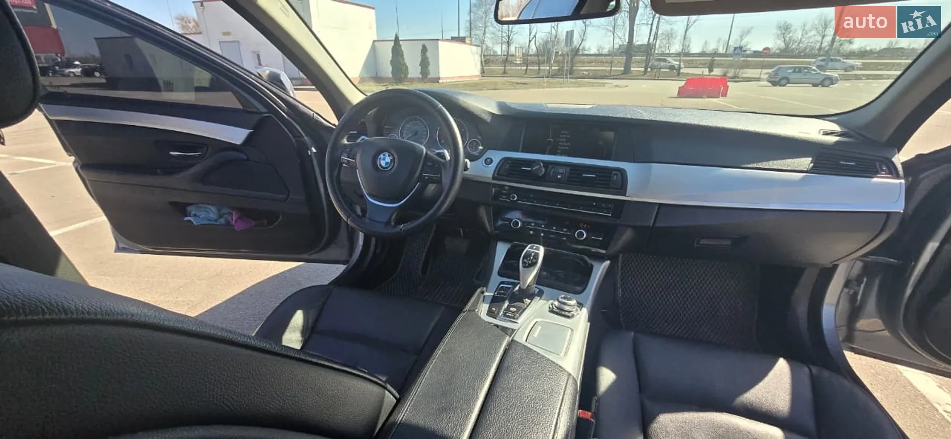 2010 BMW 5er - мініатюра 10