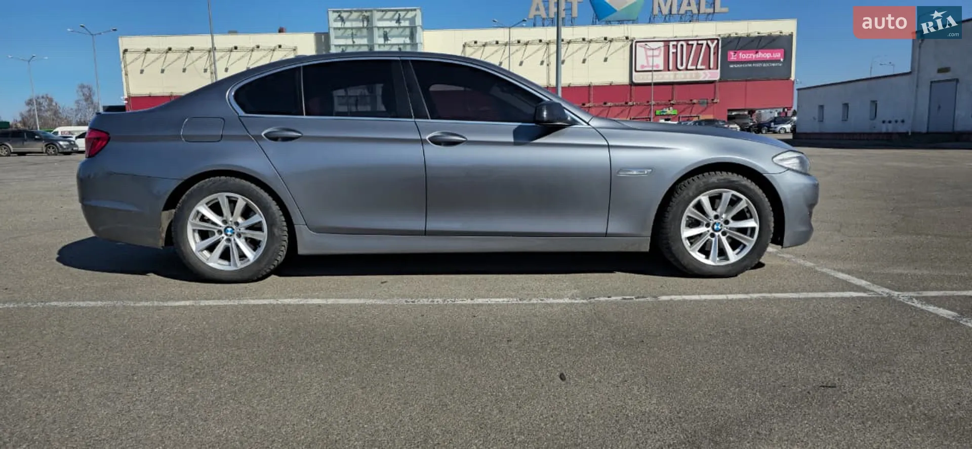 2010 BMW 5er - мініатюра 13