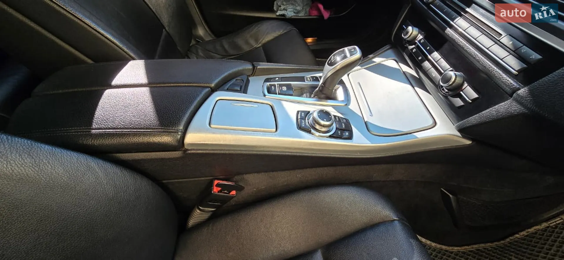 2010 BMW 5er - мініатюра 19