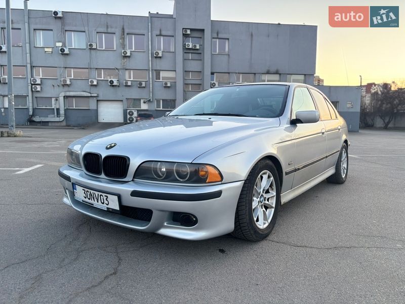 Седан BMW 5 Series 2003 в Києві