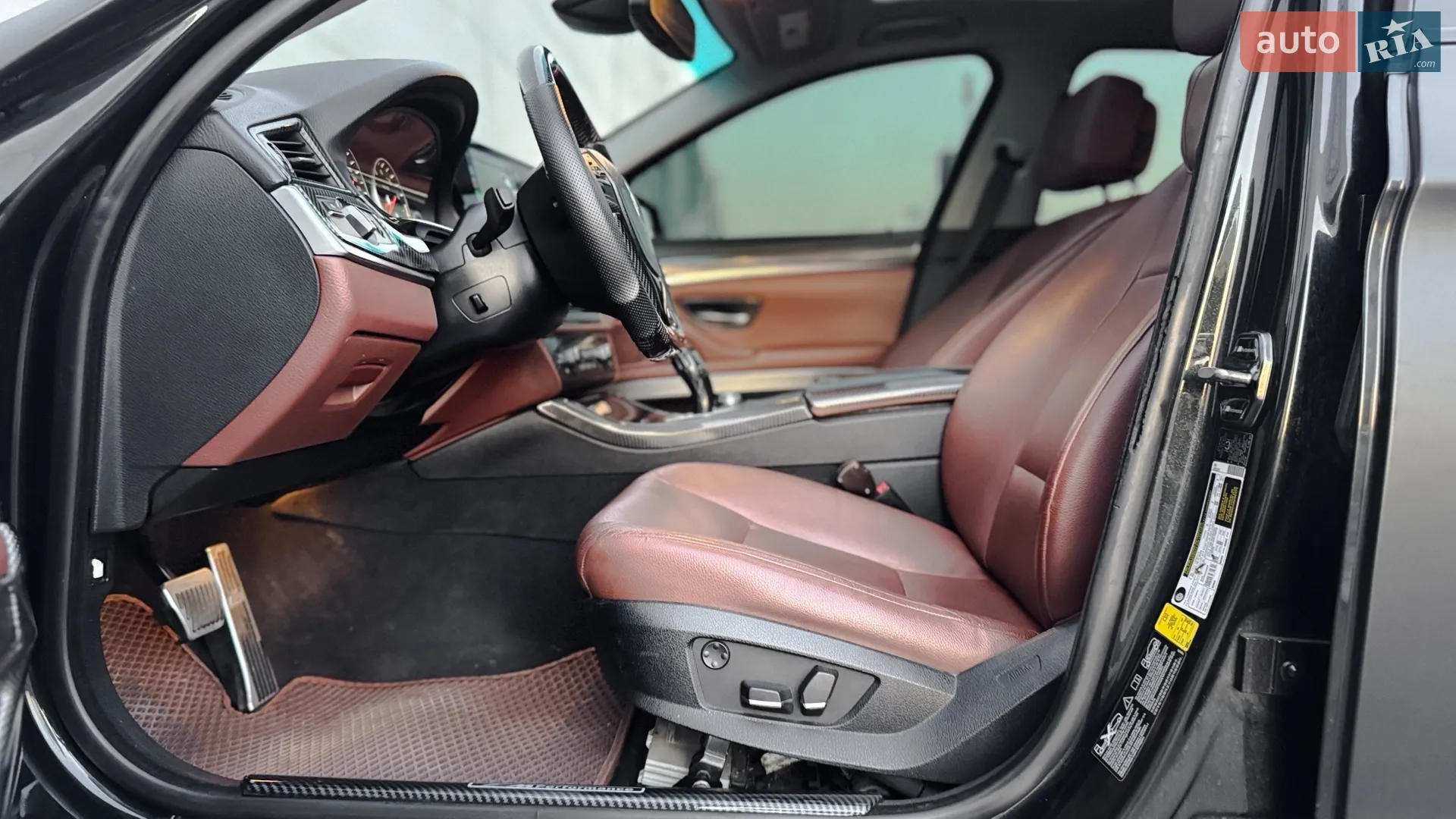 2010 BMW 5er - мініатюра 31