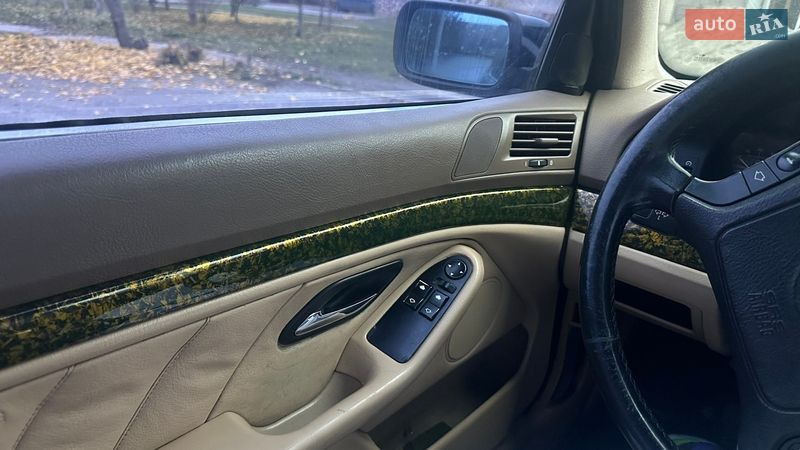 Седан BMW 5 Series 1996 в Краснограде