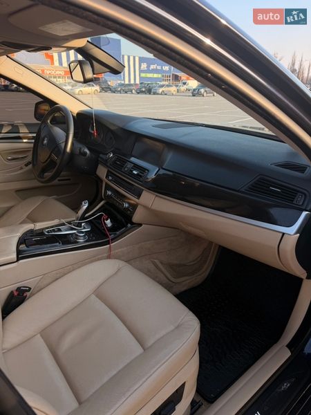 Седан BMW 5 Series 2012 в Каменец-Подольском
