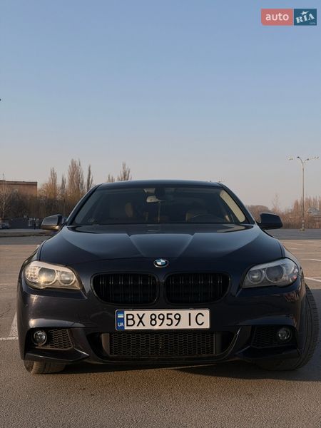 Седан BMW 5 Series 2012 в Каменец-Подольском